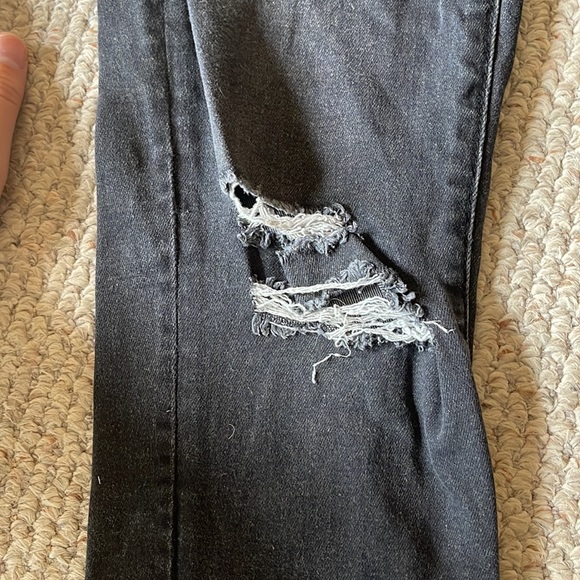 AE off black next level stretch skinny Jean, size 6 - Picture 2 of 4